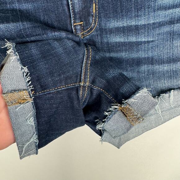 American Eagle Blue Dark Stone Wash Stretch Hi-Rise Cuffed Jean Shorts Sz 8 - Picture 4 of 11
